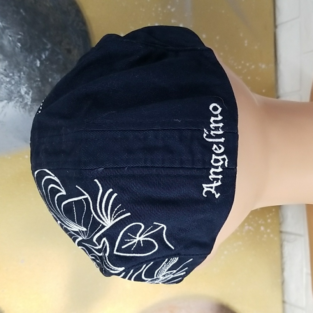 Angelino Embroidered Newsboy Cap - Picture 3 of 6